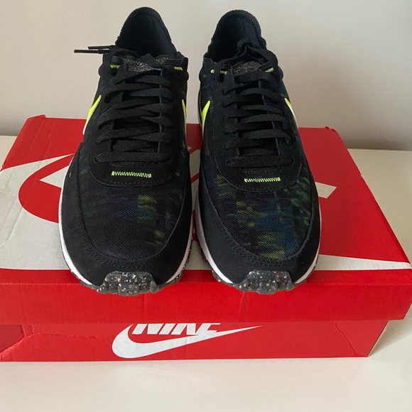 NIB WAFFLE ONE 'GRIND' DM9100 001 Black Volt Hazel Rush Men’s Size 9 - Picture 2 of 5